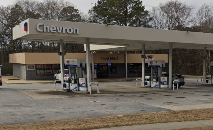 Snellville Police Seek Suspect in Chevron Gas Station Robbery