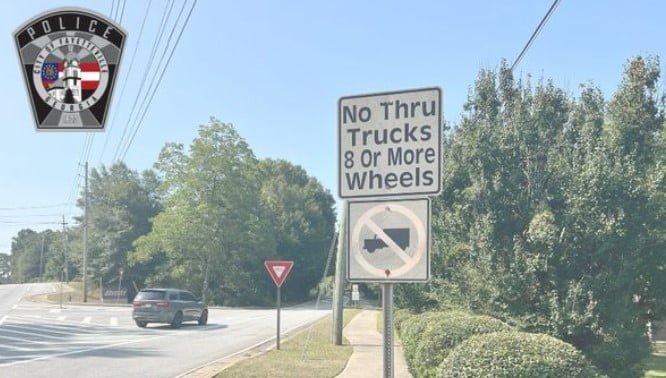 Fayetteville Public Safety Reminder: Restrictions on Vehicles with Eight or More Wheels