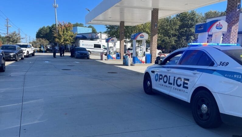 Gwinnett County Police Investigate Murder After Man Shot Outside Gas Station