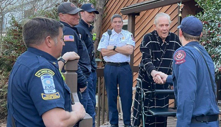 85-Year-Old Man Thanks Cobb Firefighters Who Saved Him After Serious Crash