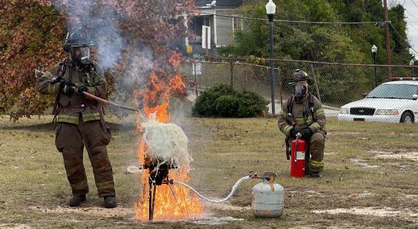 Macon-Bibb County Fire Department Offers Thanksgiving Turkey Frying Safety Tips