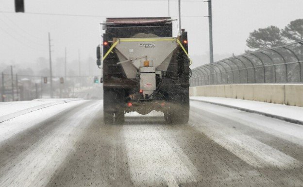 Macon-Bibb Crews Mobilize to Keep Community Safe During Snowstorm