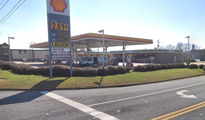 Columbus Police Investigating Armed Robbery at Victory Drive Gas Station