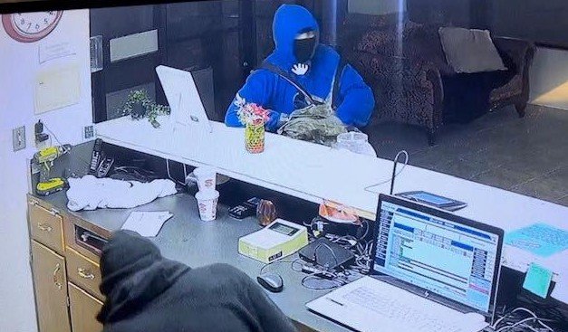 Armed Robbery at Macon Truck Stop, Attempted Robbery at Delux Inn Under Investigation