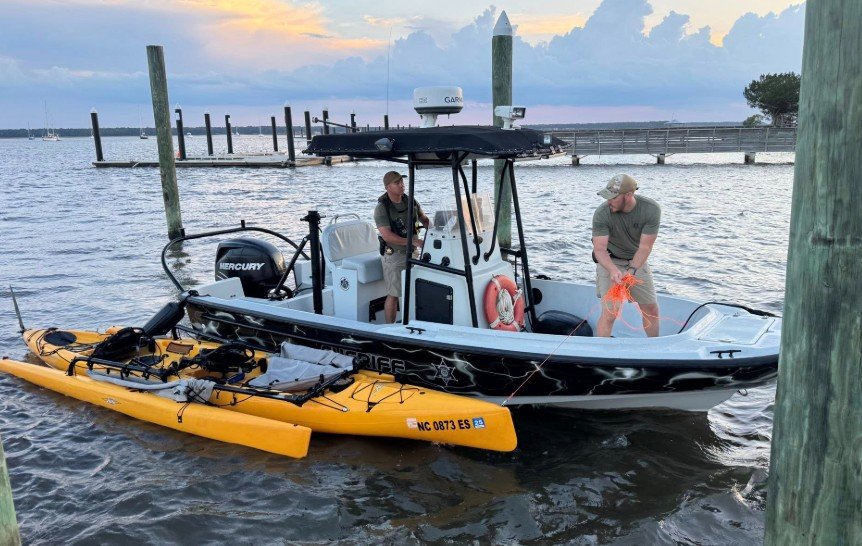 Overturned Catamaran Rescued After Dangerous Waters Near Cumberland Island Overturned Catamaran Rescued After Dangerous Waters Near Cumberland Island