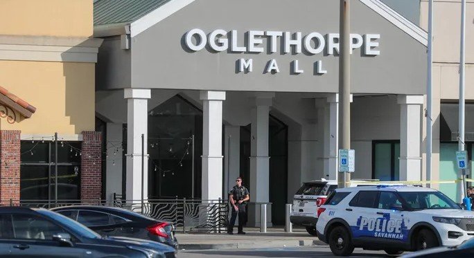 Three Injured in Oglethorpe Mall Shooting; Savannah Police Investigation Ongoing