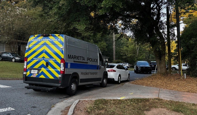 Armed Robbery Suspect Arrested After SWAT Standoff in Marietta