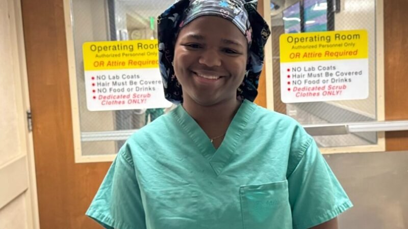 First Graduate of Atrium Health Navicent’s Rise to Success Program Begins Career as Surgical Technologist