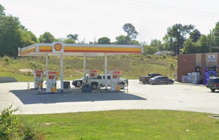 27-Year-Old Man Killed in Afternoon Shooting at Macon Gas Station