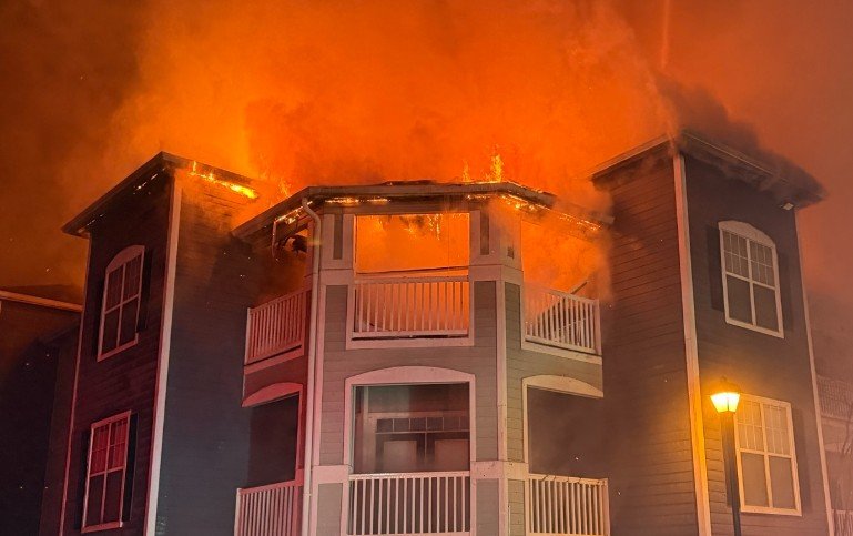 Firefighters Rescue Residents from Late-night Apartment Fire in Duluth