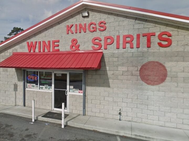 Trooper Revives Driver After Car Crashes Into Liquor Store in Augusta