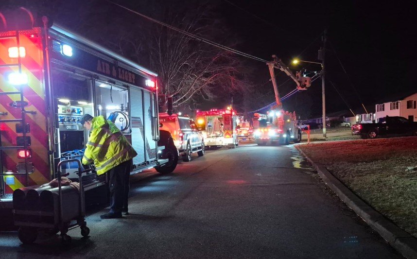 Man Critically Injured After Reentering Burning Lilburn Home to Save Dog