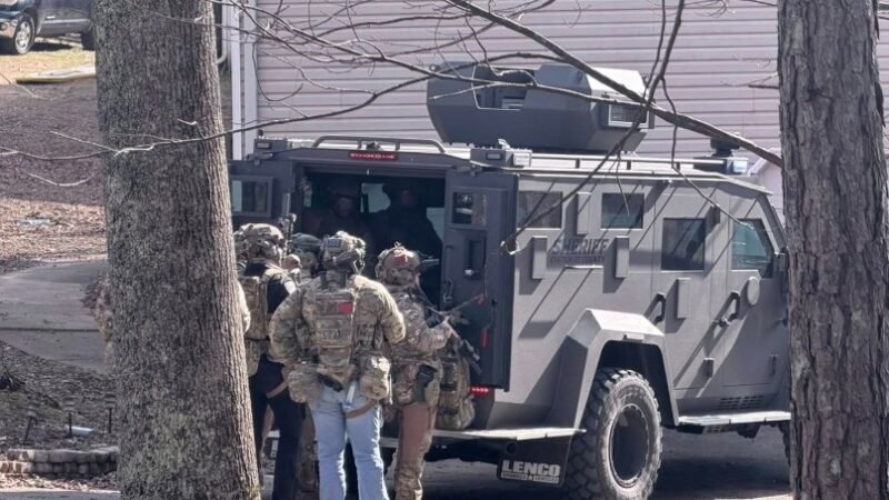 Man Kills Himself as Deputies Serve Child Molestation Warrant in Pickens County