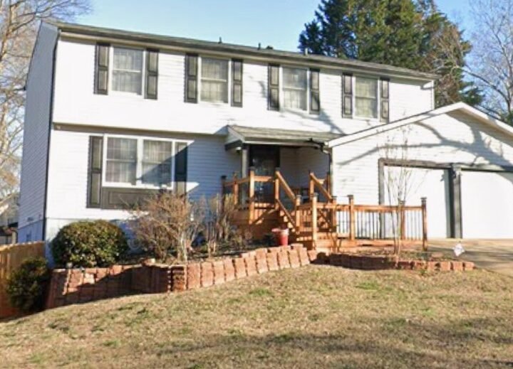 Roswell Police Shut Down Unlicensed Care Home, Arrest Operator for Elder Exploitation