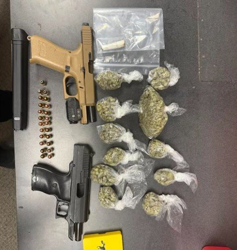 Man Refuses to Leave Marietta Restaurant, Officers Find Modified Stolen Gun on Him