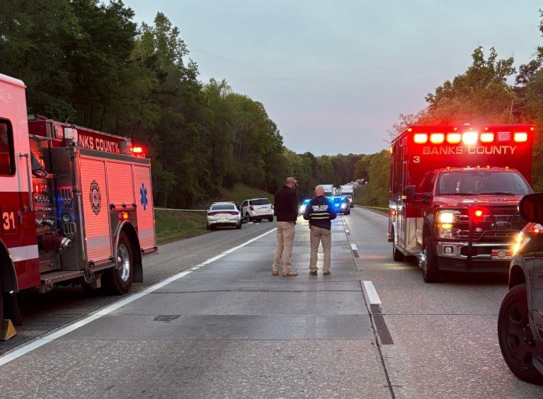 Suspect Killed After Shooting at Deputies During I-85 Pursuit in Banks County