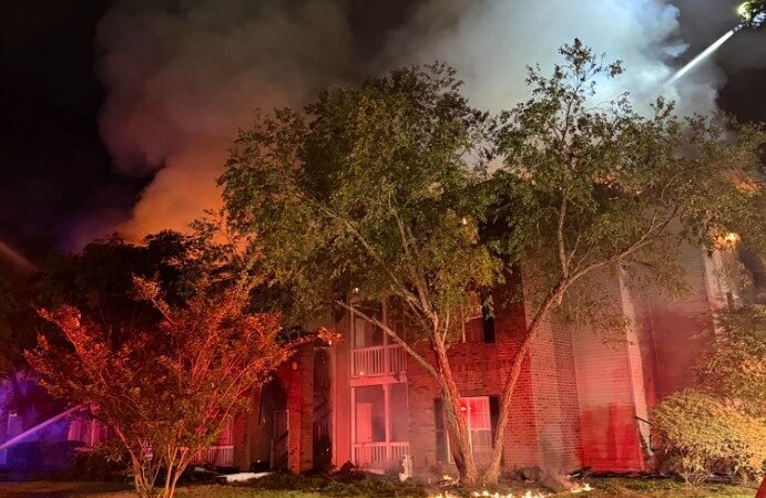 Officers Catch Children Dropped From Balcony During Savannah Apartment Fire
