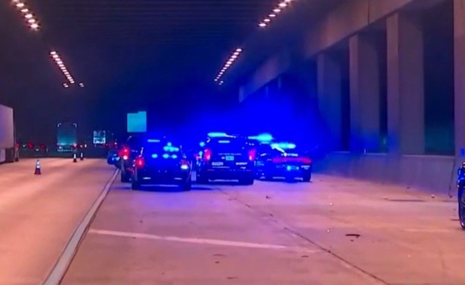 Robbery Suspect Shot by Clayton County Deputies After Pursuit on I-285