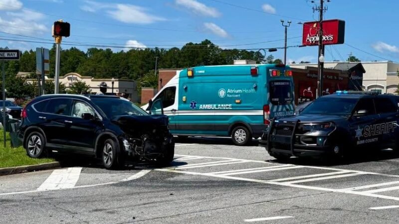One Injured in Crash at Eisenhower Parkway and Macon Tech Drive