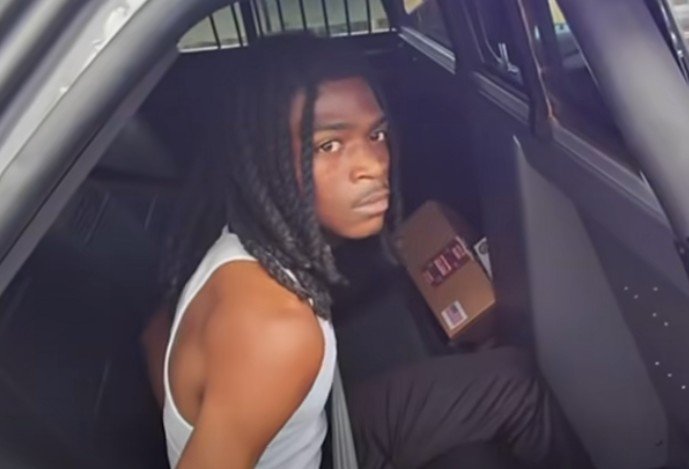 Driver Arrested After Climbing on Car and Confronting Deputies at Bibb County Crash Scene