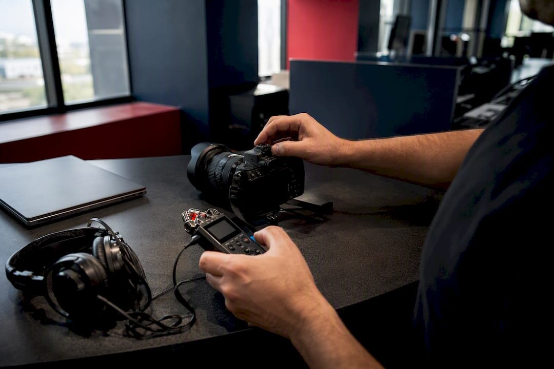 How Digital Journalism Differs From Print, Task by Task