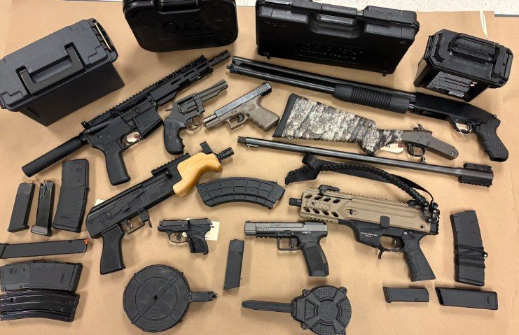 Two Arrested After String of Vehicle Break-Ins in Glynn County, Stolen Firearms Recovered