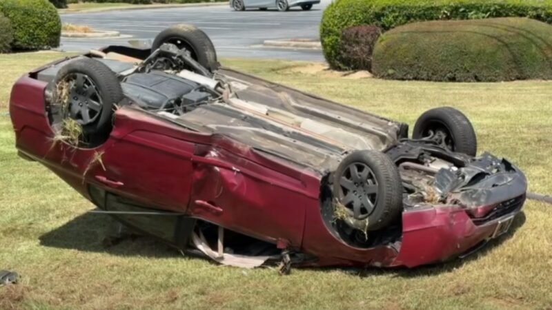 Driver Cited After Car Overturns, Hits Utility Pole on Eisenhower Parkway in Macon Driver Cited After Car Overturns, Hits Utility Pole on Eisenhower Parkway in Macon