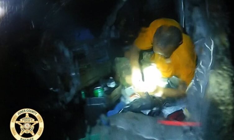 Jones County Man Accused of Smoking Crack Cocaine in Front of Deputy During Roadside Encounter